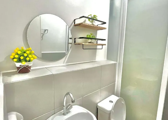 Cozy Family 2br For 8pax With Wi-fi & Netflix Unit Nate By Gerra At Urban Deca Homes Banilad 3* Mandaue City
