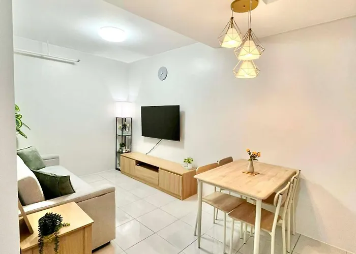 Cozy Family 2br For 8pax With Wi-fi & Netflix Unit Nate By Gerra At Urban Deca Homes Banilad 3* Mandaue City