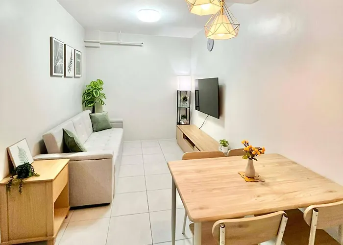 Aparthotel Cozy Family 2br For 8pax With Wi-fi & Netflix Unit Nate By Gerra At Urban Deca Homes Banilad Mandaue City